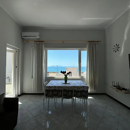 Apartment Summer House *
